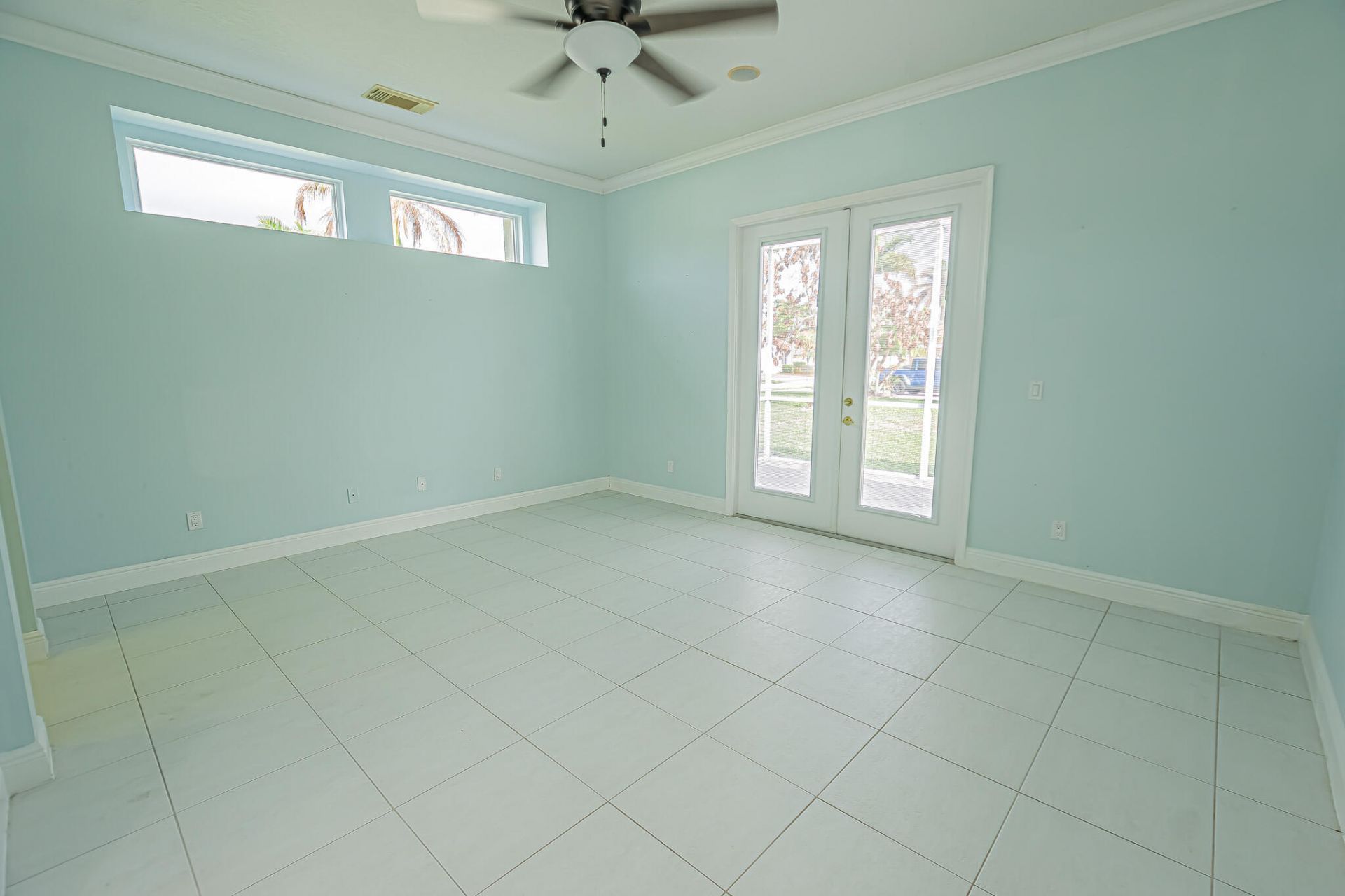 668 SW Lake Charles Circle, Port Saint Lucie, FL 34986 Photo