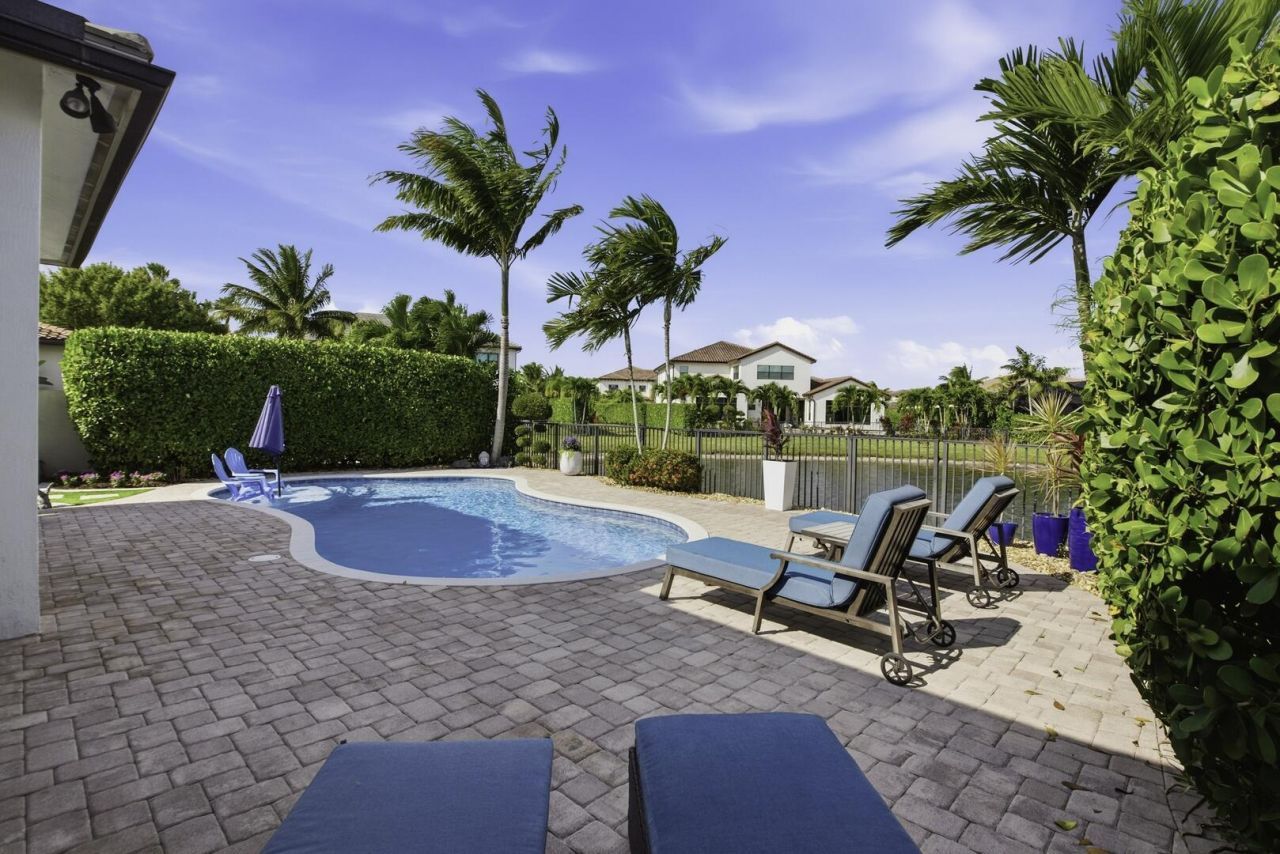 8644 Grand Prix Lane, Boynton Beach, FL 33472 Photo