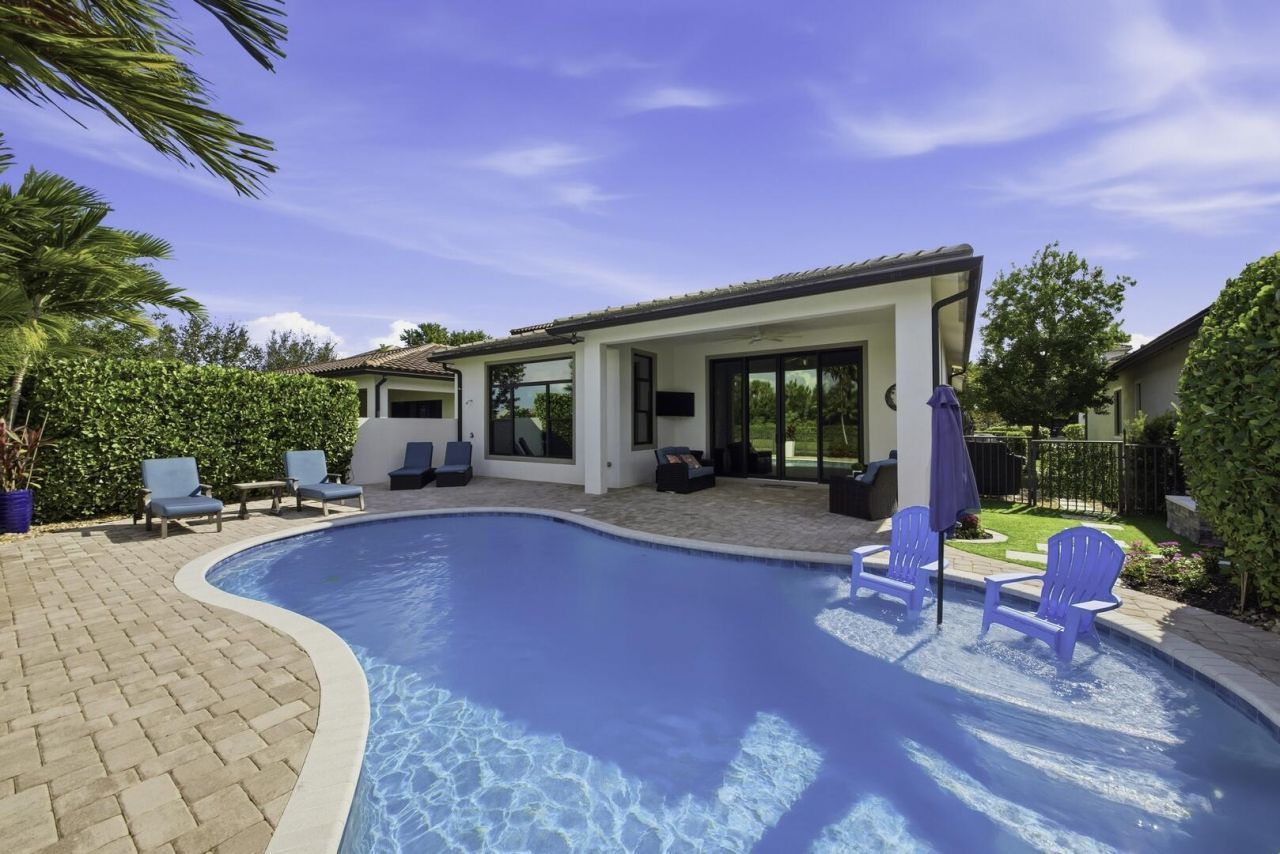 8644 Grand Prix Lane, Boynton Beach, FL 33472 Photo