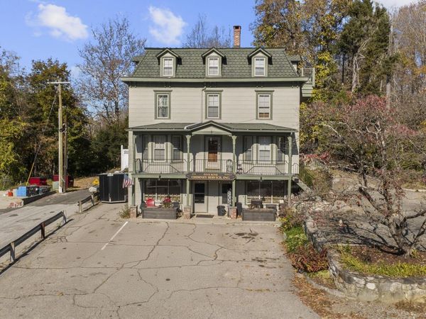 1 Tucks , Brookfield, CT 06804