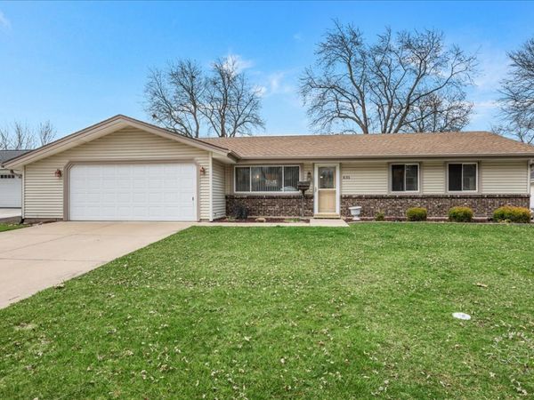 631 Venice Court, Schaumburg, IL 60193