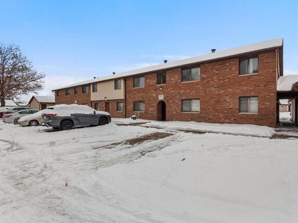 1801 Richardson Drive , Unit 2, Urbana, IL 61802