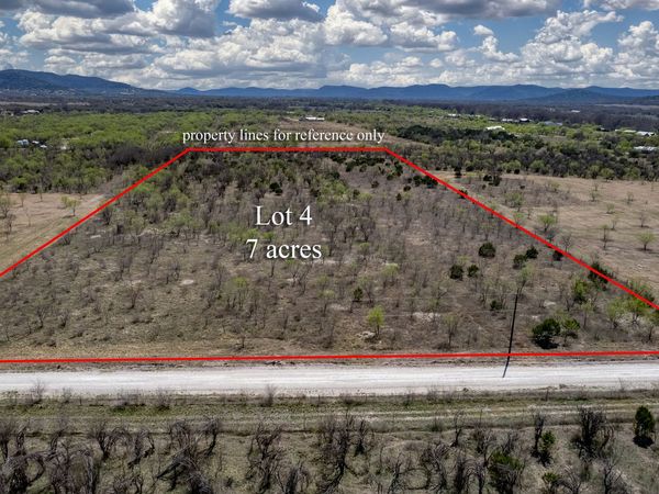 226 Whitetail Way, Rio Frio, TX 78879