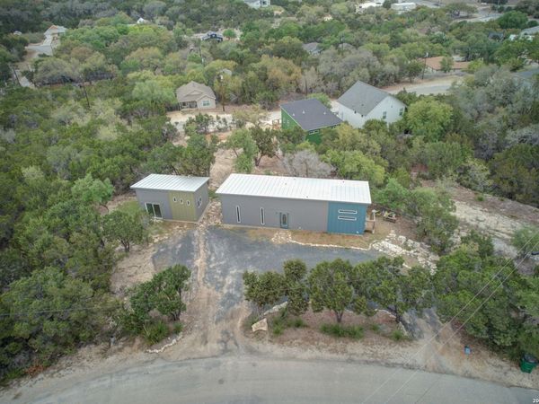 569 Ledgeview, Canyon Lake, TX 78133