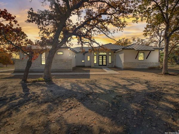 981 Jenny Leigh Trail, Bulverde, TX 78163