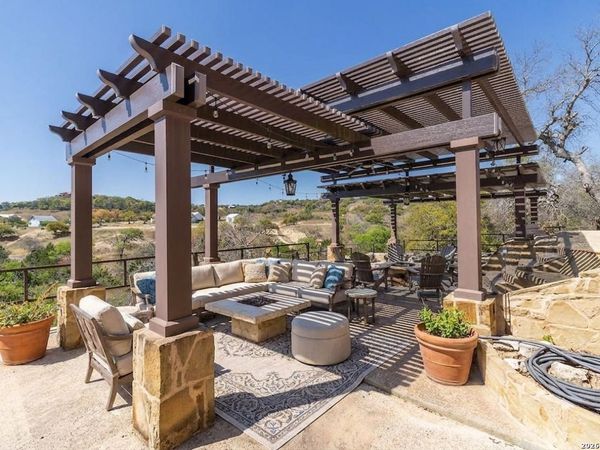 198 Echo Falls Road, Comfort, TX 78013