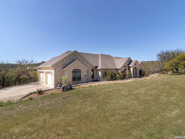 198 Echo Falls Road, Comfort, TX 78013