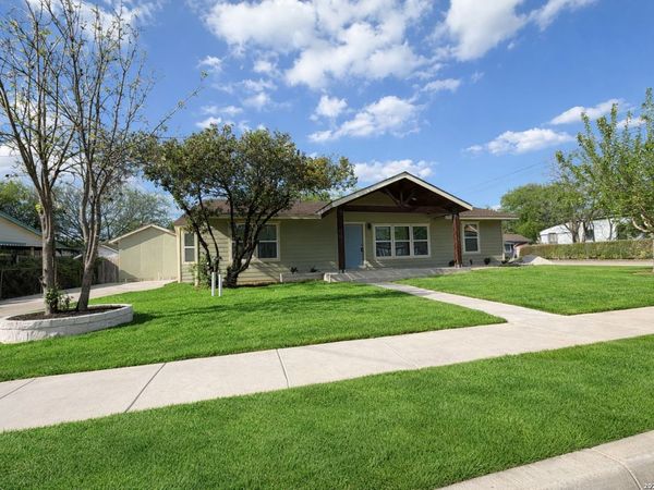 703 W Rosewood, San Antonio, TX 78212