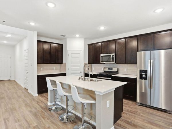 13250 hagerd, St Hedwig, TX 78152