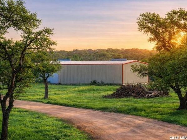 4772-2 County Road 340, Burnet, TX 76905