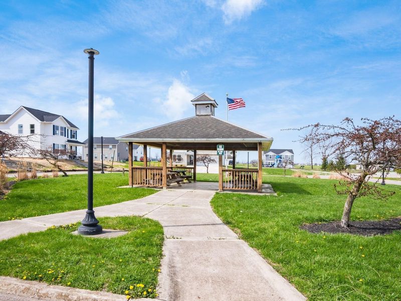 52 Genoa Circle, Commercial Point, OH 43116 Photo 35