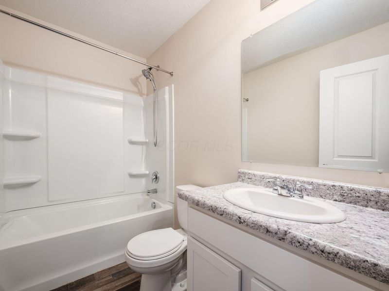 52 Genoa Circle, Commercial Point, OH 43116 Photo 8