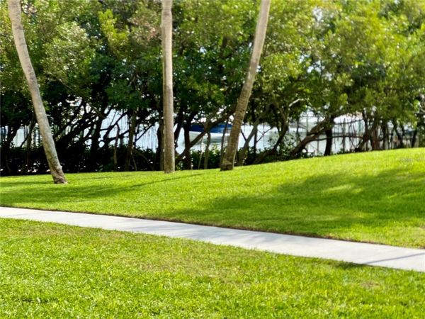 1328 PASADENA AVENUE S, Unit 104, SOUTH PASADENA, FL 33707