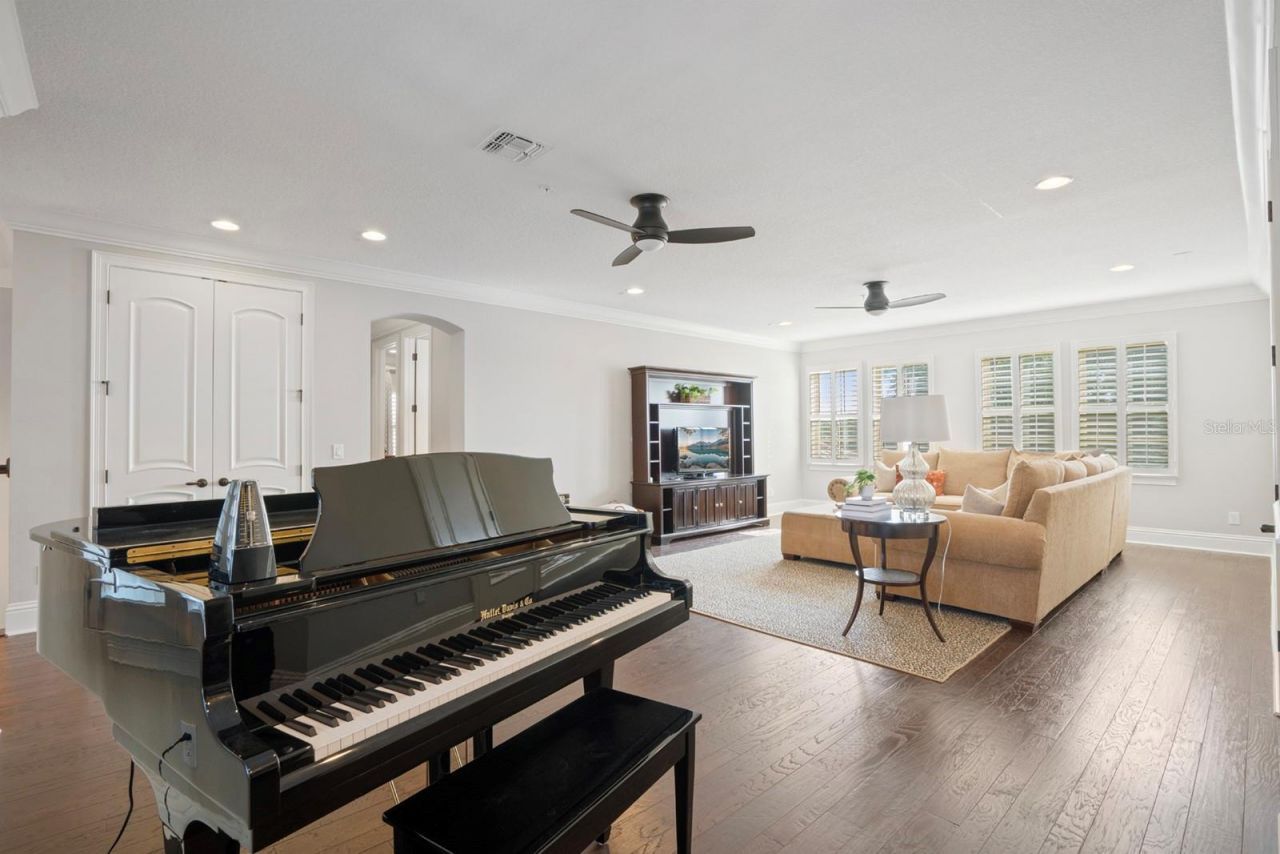 1735 Foss Avenue, Orlando, FL 32814 Photo