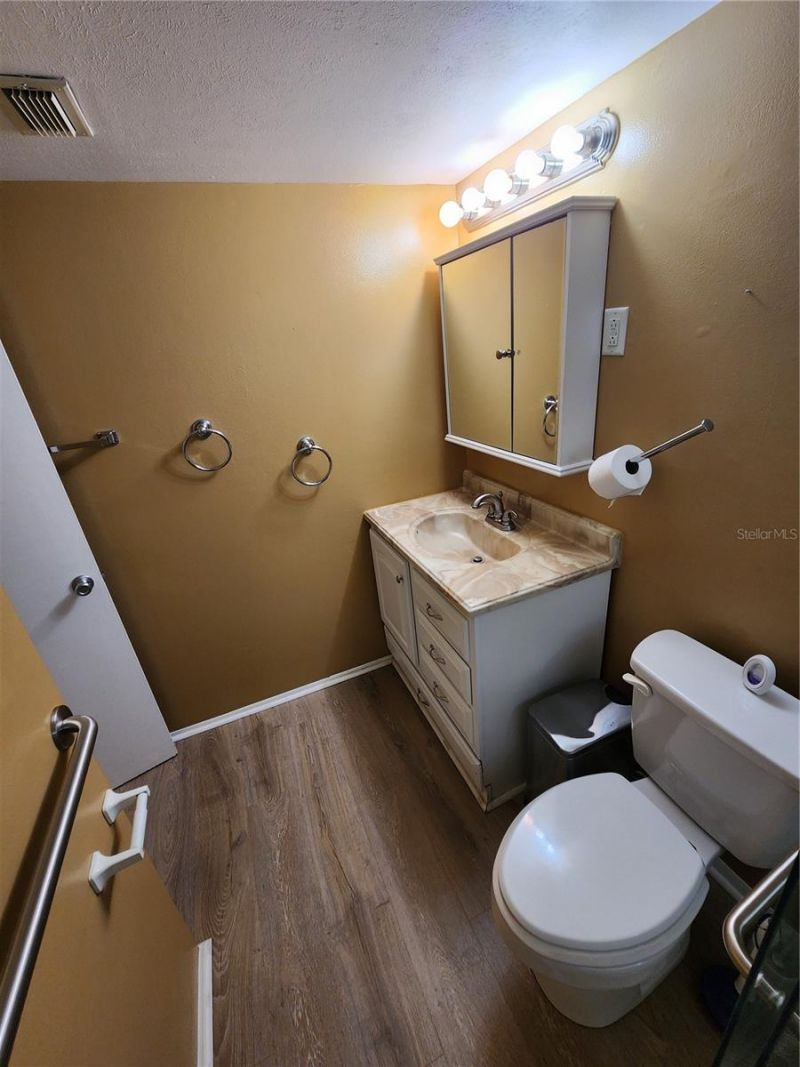 5842 Welcome Road, Unit J2, Bradenton, FL 34207 Photo