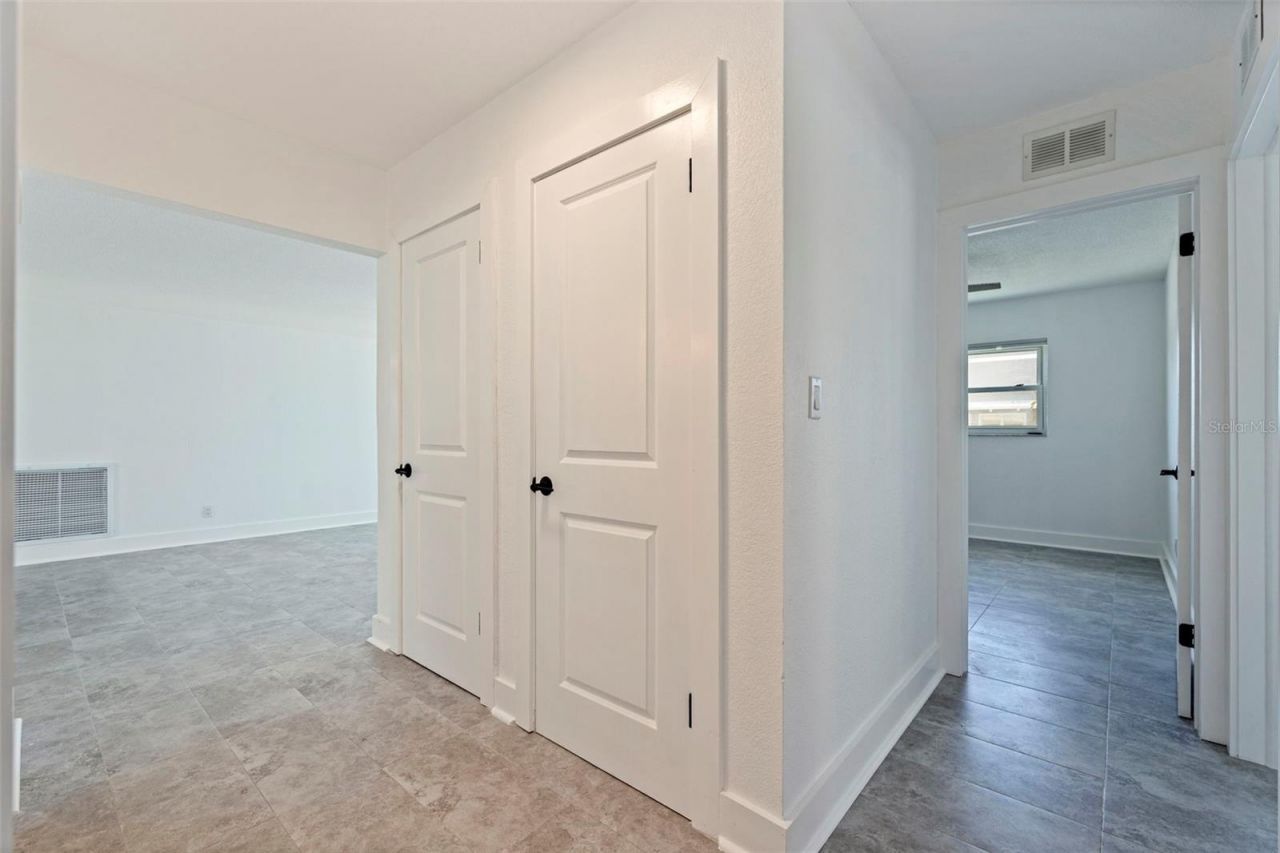 176 175th Avenue E, Redington Shores, FL 33708 Photo