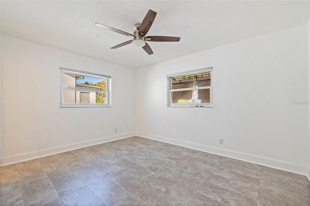 176 175th Avenue E, Redington Shores, FL 33708 Photo