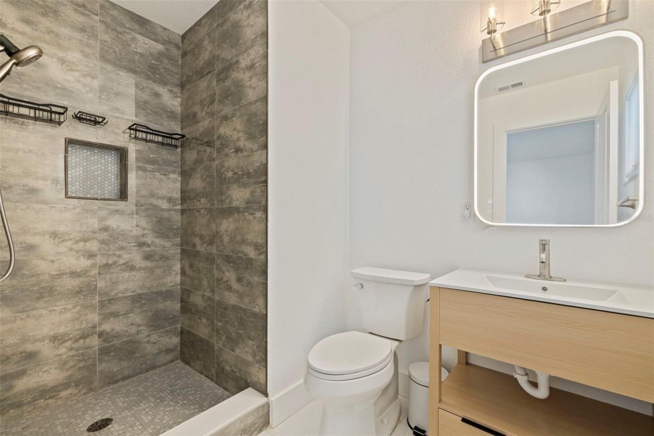 176 175th Avenue E, Redington Shores, FL 33708 Photo