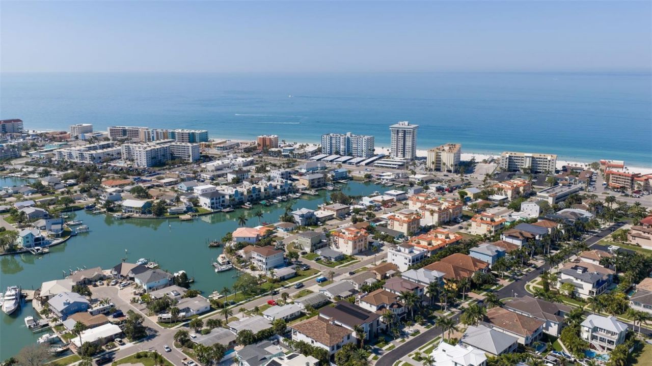 176 175th Avenue E, Redington Shores, FL 33708 Photo