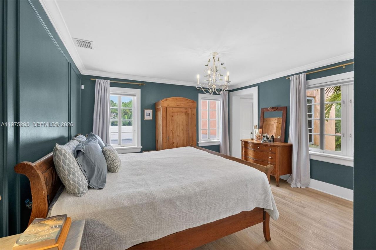 1222 Ferdinand St , Coral Gables, FL 33134 Photo