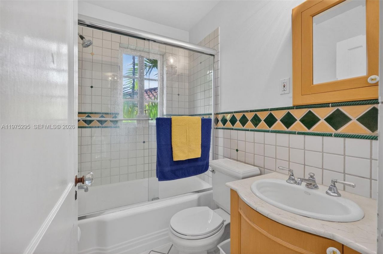 1222 Ferdinand St , Coral Gables, FL 33134 Photo