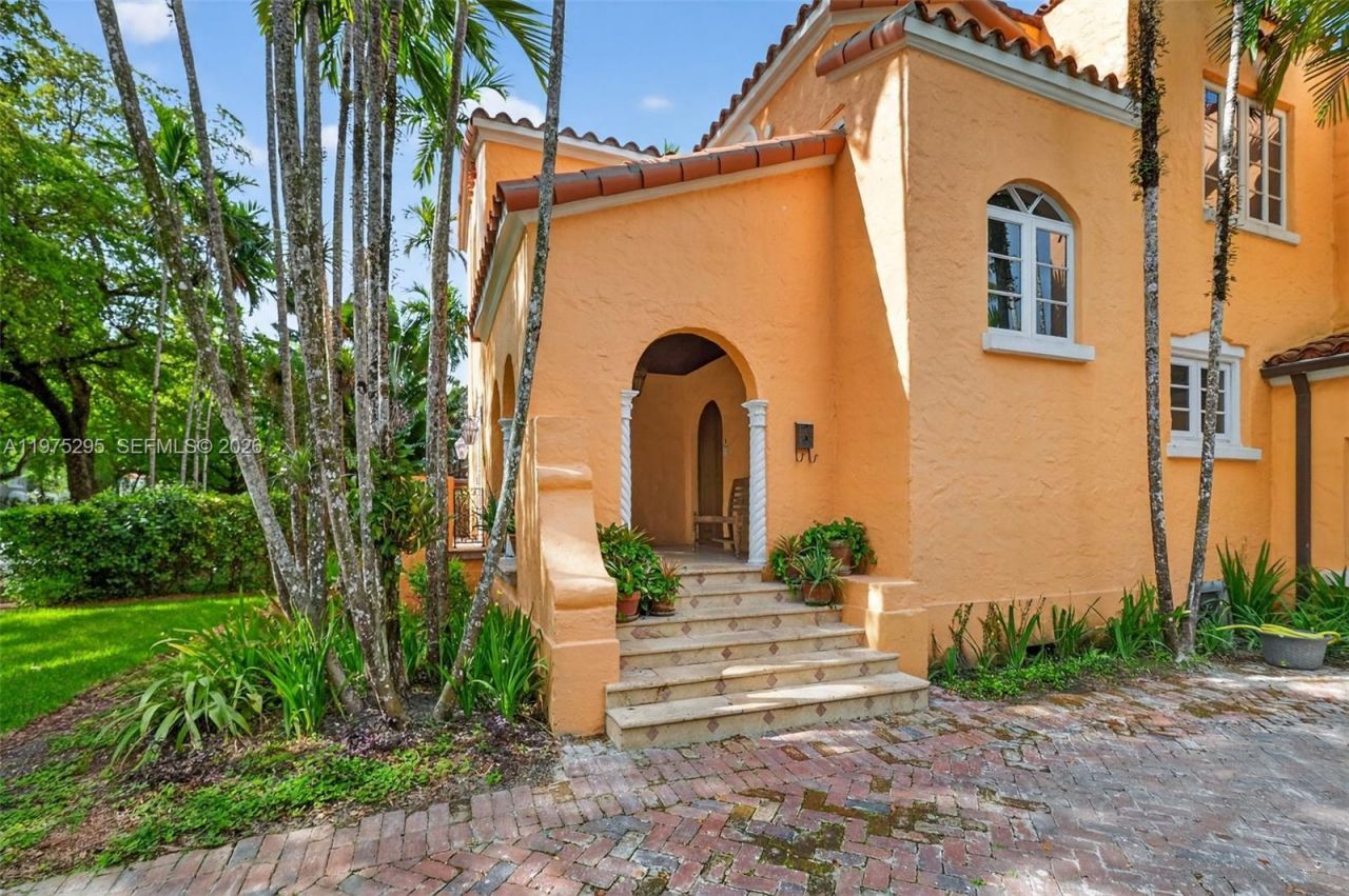 1222 Ferdinand St , Coral Gables, FL 33134 Photo