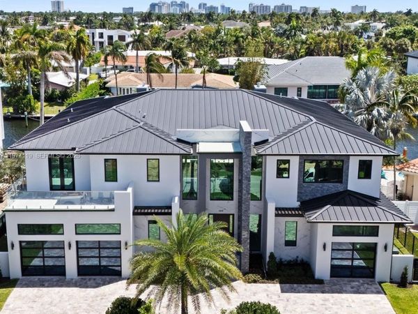 2848 NE 26th Pl, Fort Lauderdale, FL 33306