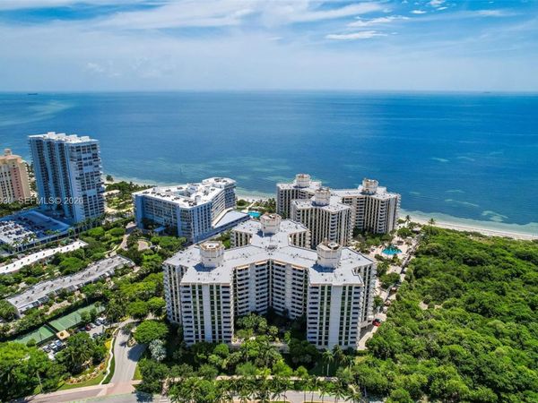 1121 Crandon Blvd, Unit E1203, Key Biscayne, FL 33149