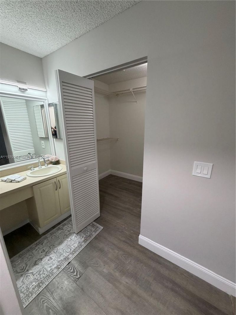 1246 NW 125th Ter, Unit 1246, Sunrise, FL 33323 Photo