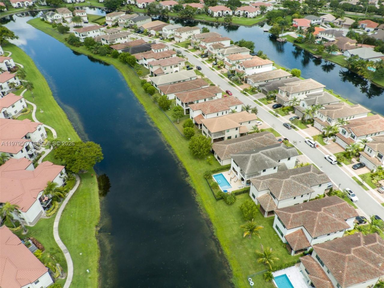 11826 SW 13th Ct, Pembroke Pines, FL 33025 Photo