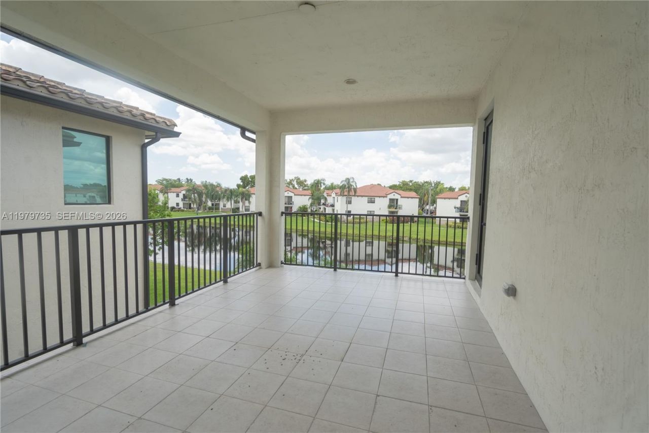 11826 SW 13th Ct, Pembroke Pines, FL 33025 Photo