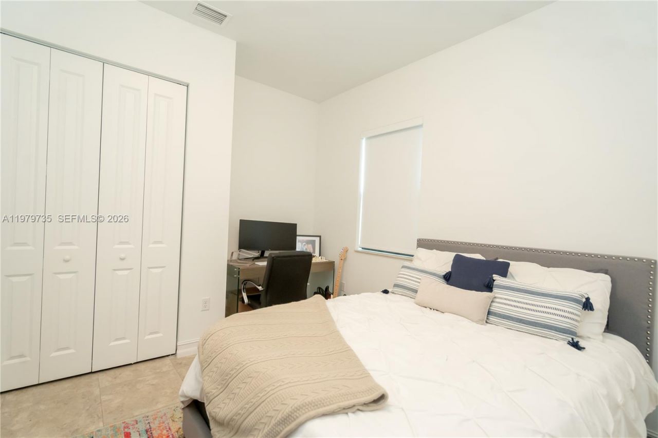 11826 SW 13th Ct, Pembroke Pines, FL 33025 Photo