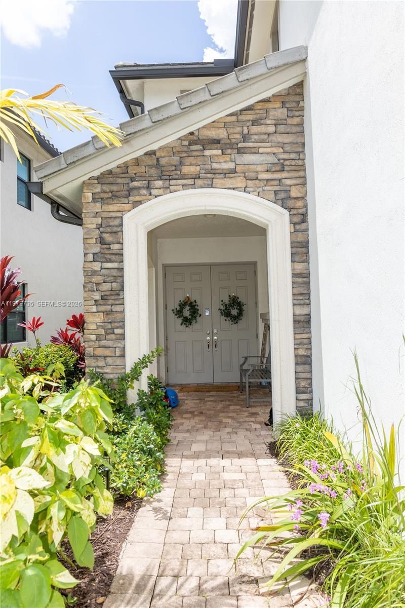 11826 SW 13th Ct, Pembroke Pines, FL 33025 Photo