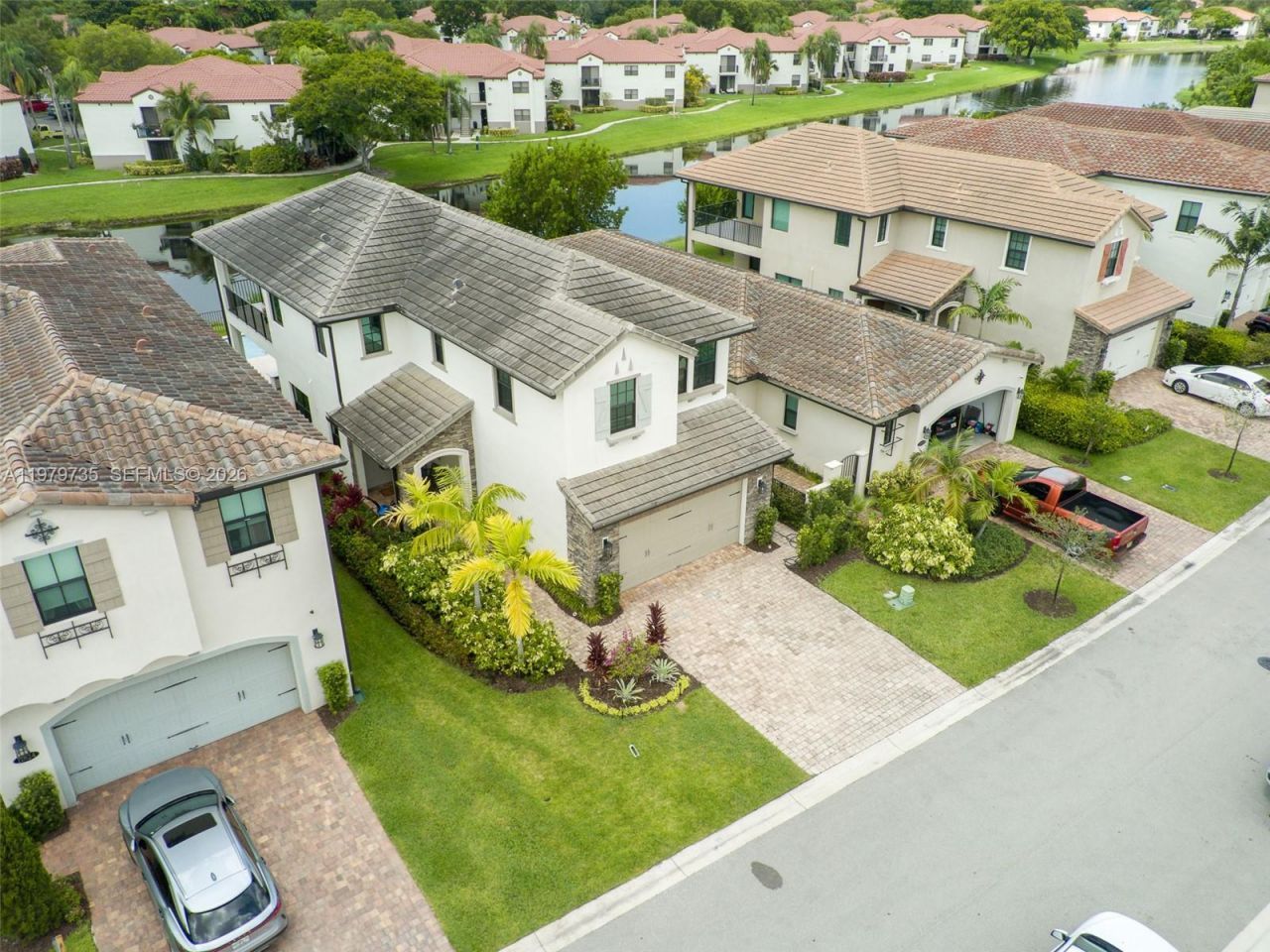 11826 SW 13th Ct, Pembroke Pines, FL 33025 Photo