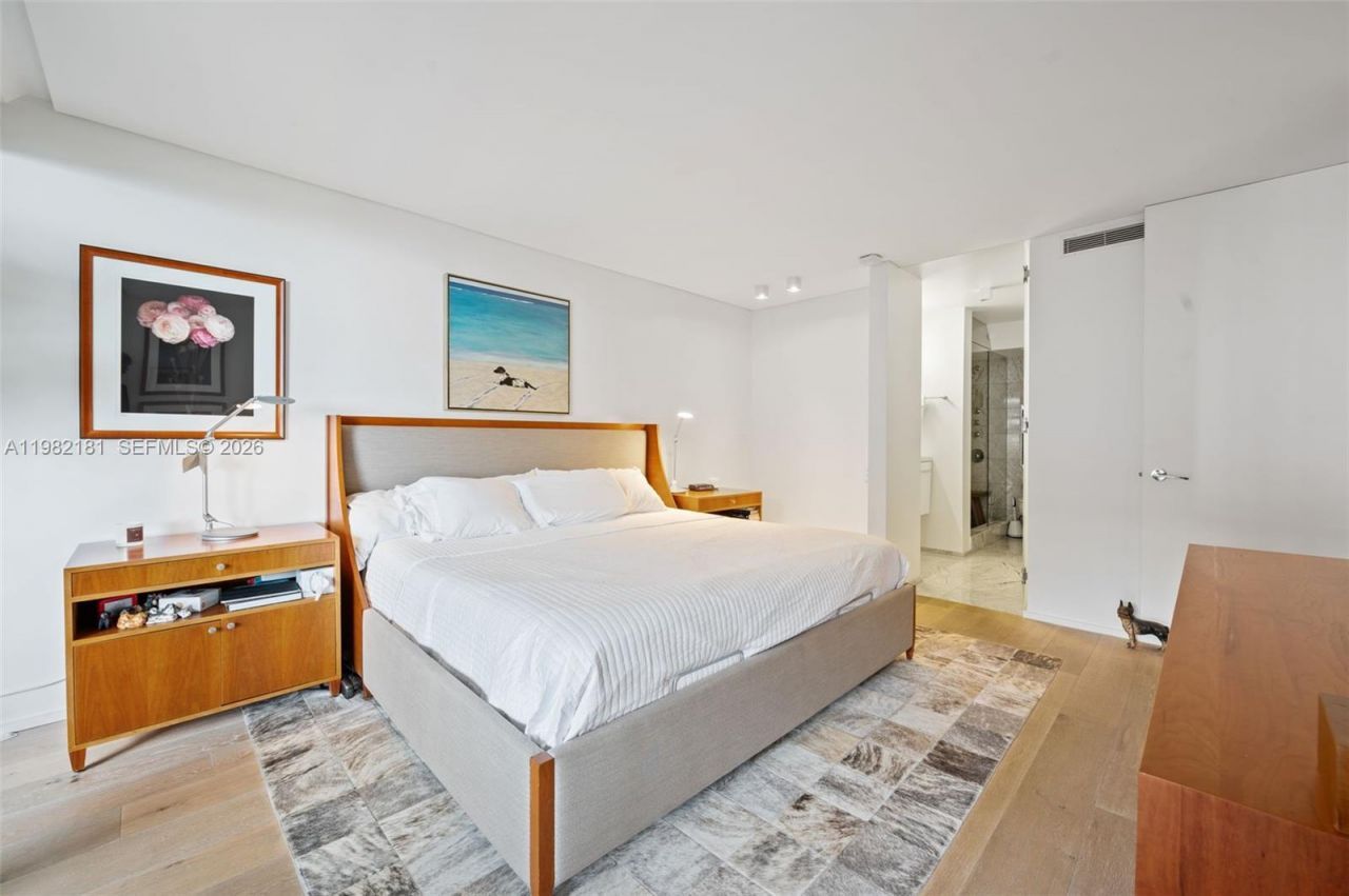 2901 S Bayshore Dr, Unit 8E, Coconut Grove, FL 33133 Photo