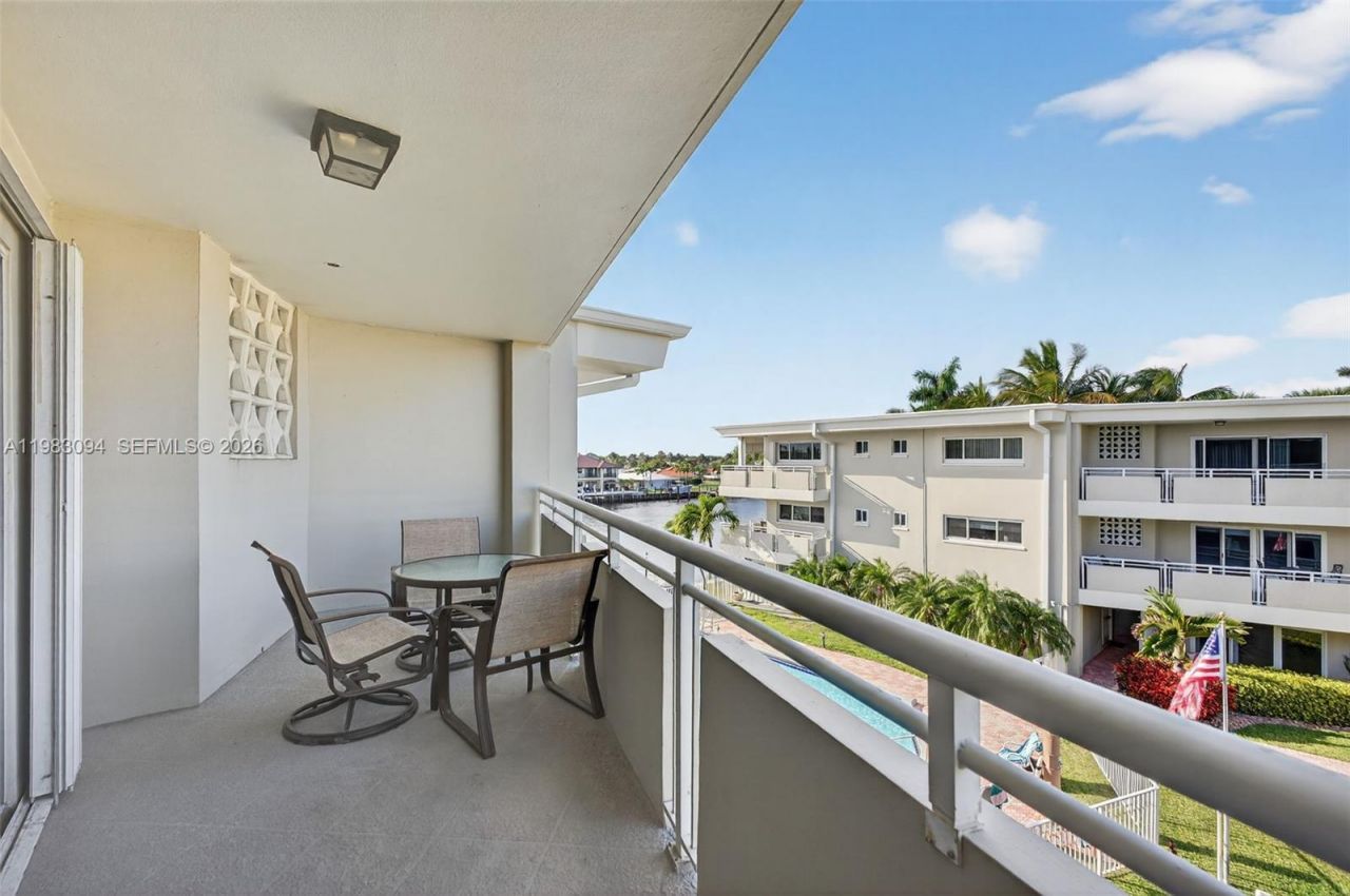 1198 Hillsboro Mile , Unit 340, Hillsboro Beach, FL 33062 Photo