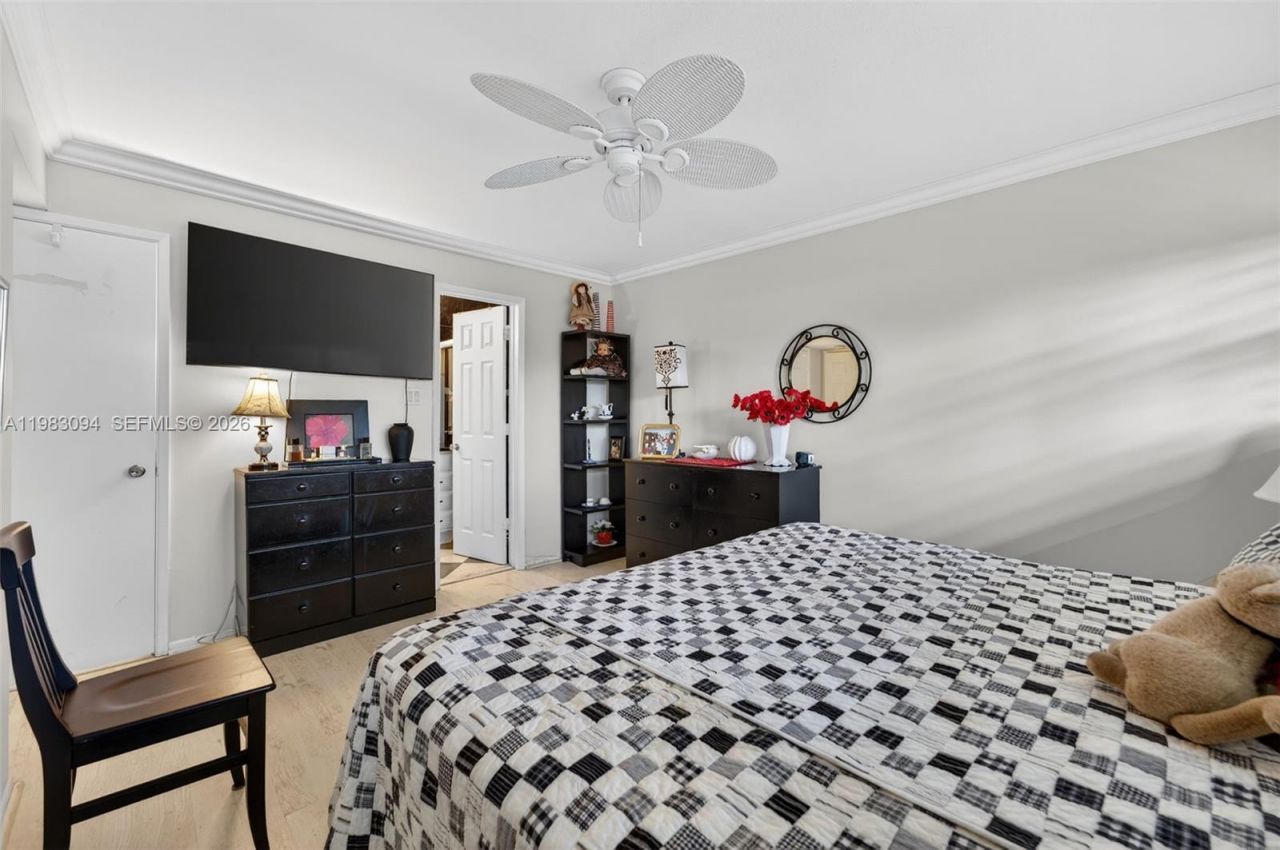 1198 Hillsboro Mile , Unit 340, Hillsboro Beach, FL 33062 Photo