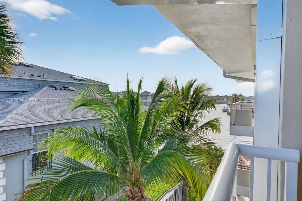 1198 Hillsboro Mile , Unit 340, Hillsboro Beach, FL 33062 Photo