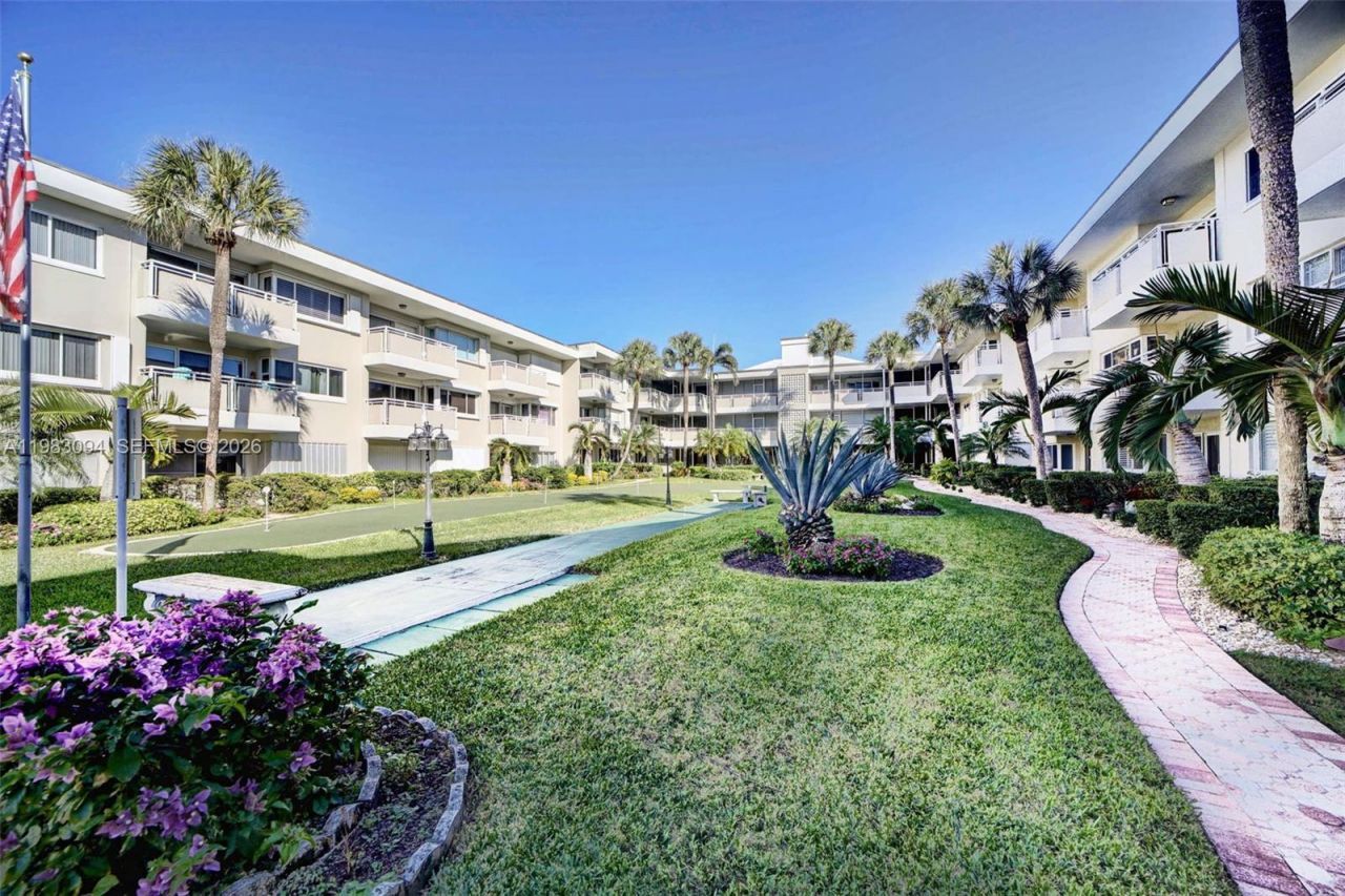 1198 Hillsboro Mile , Unit 340, Hillsboro Beach, FL 33062 Photo