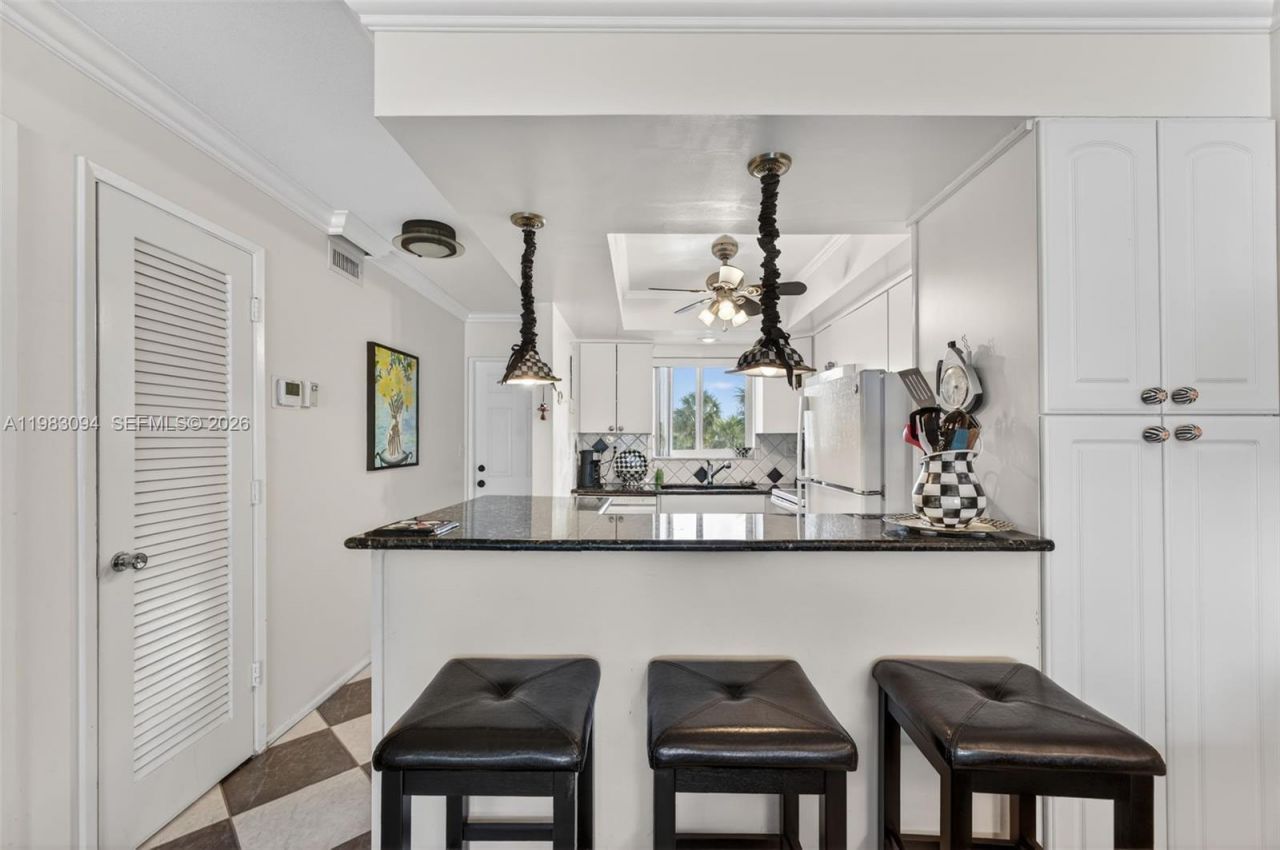 1198 Hillsboro Mile , Unit 340, Hillsboro Beach, FL 33062 Photo