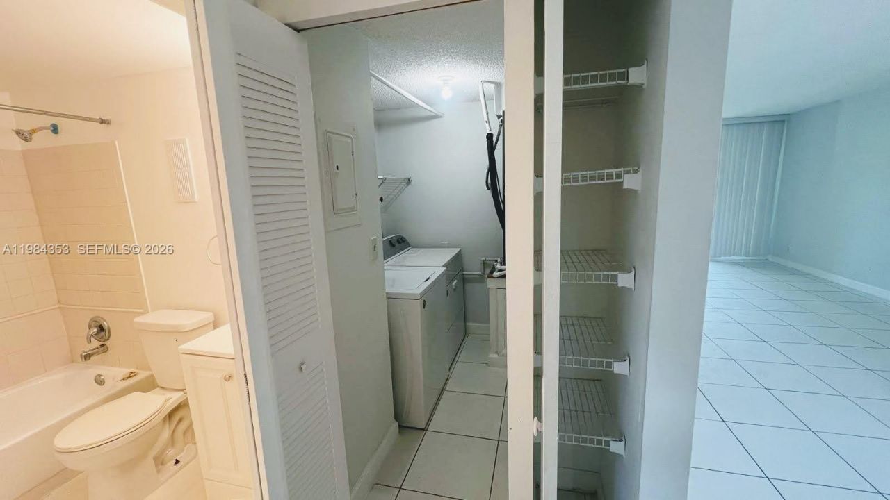 8429 Forest Hills Dr, Unit 305, Coral Springs, FL 33065 Photo