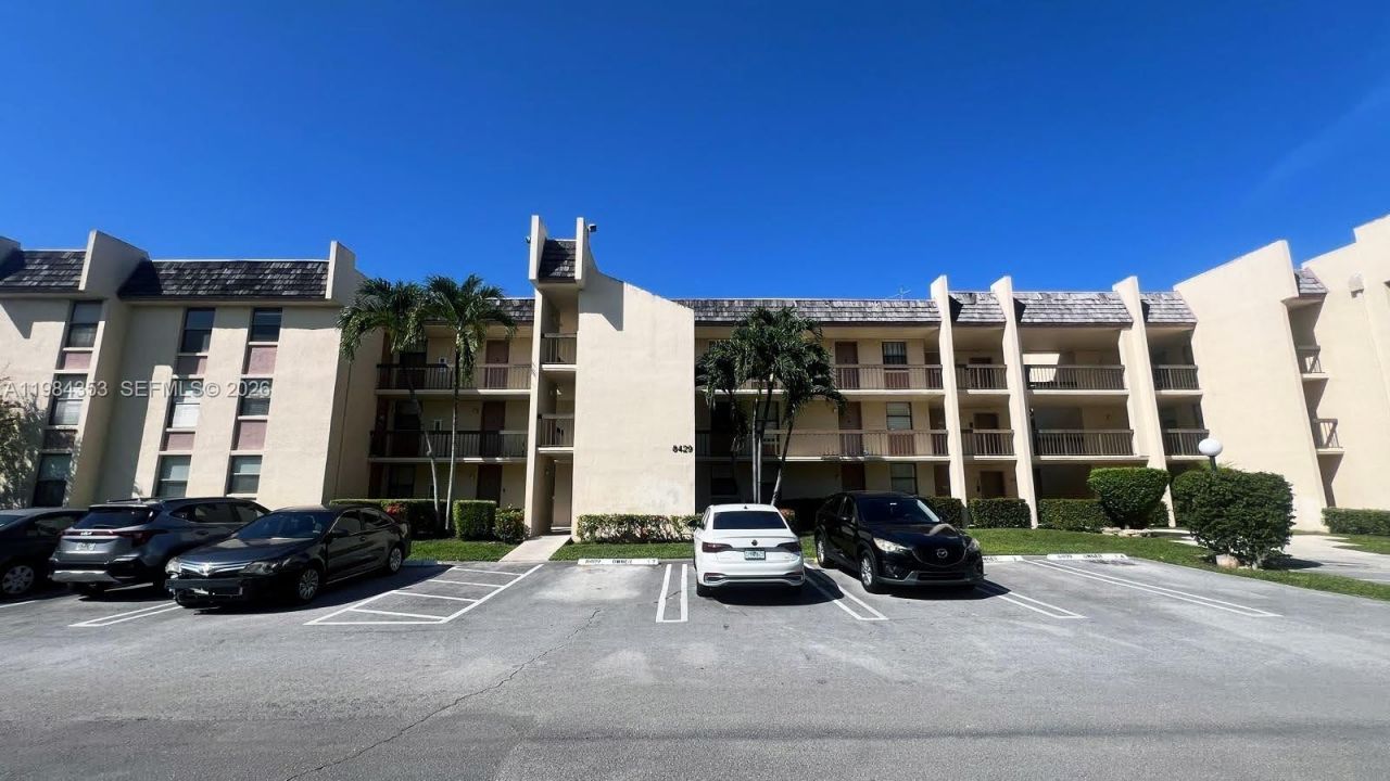 8429 Forest Hills Dr, Unit 305, Coral Springs, FL 33065 Photo