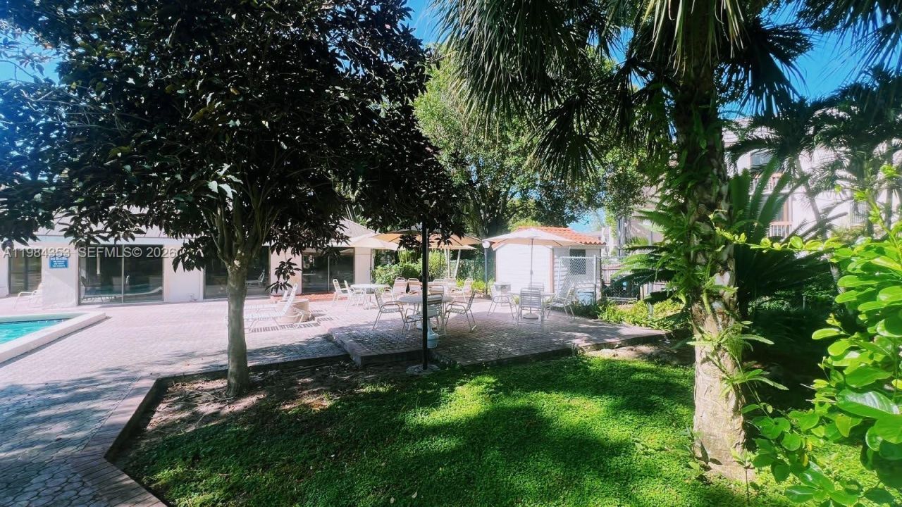 8429 Forest Hills Dr, Unit 305, Coral Springs, FL 33065 Photo