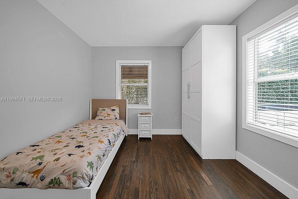 5850 SW 47 St, Miami, FL 33155 Photo