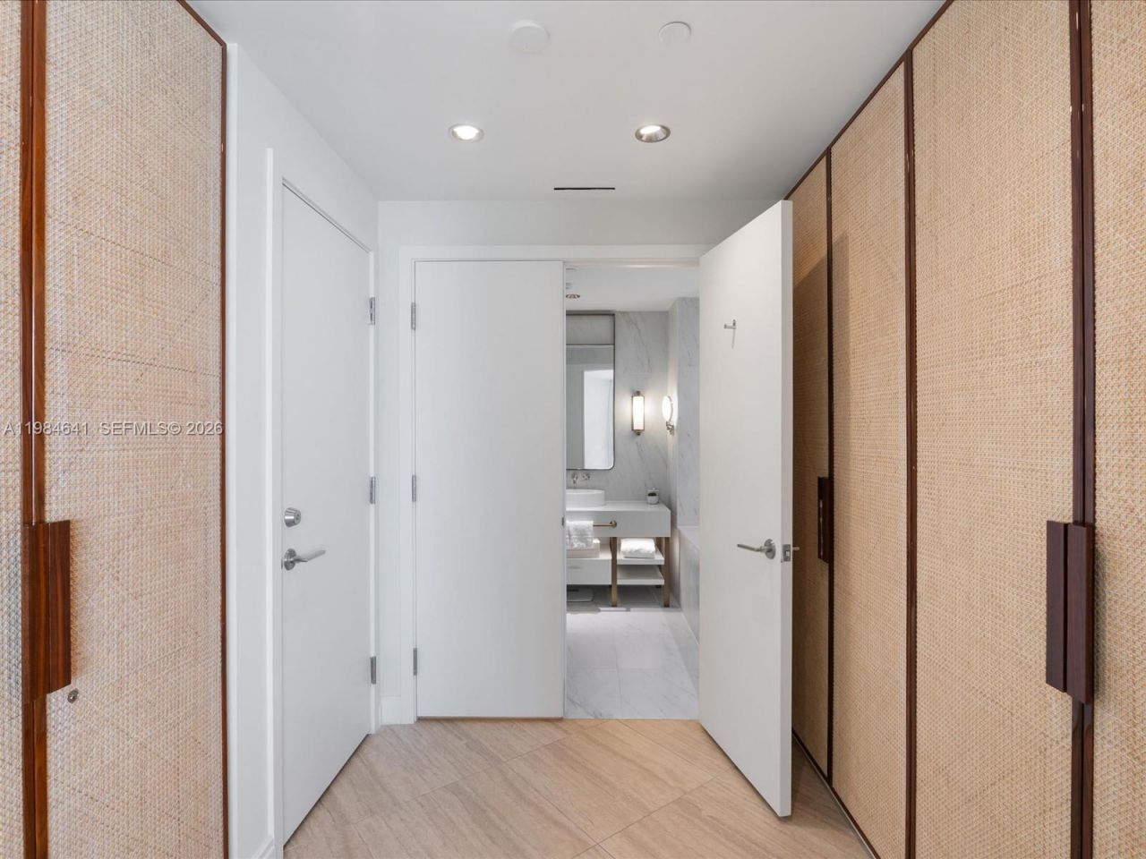 525 N Fort Lauderdale Beach Blvd , Unit 1705, Fort Lauderdale, FL 33304 Photo