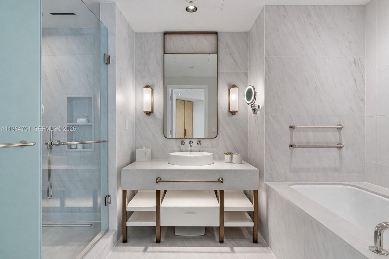 525 N Fort Lauderdale Beach Blvd, Unit 1707, Fort Lauderdale, FL 33304 Photo