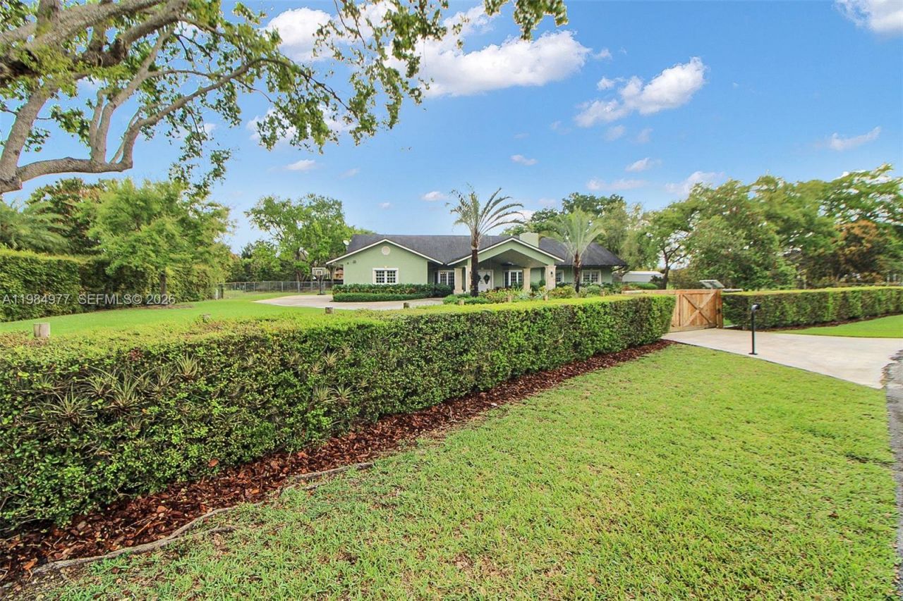 27825 SW 168th Ct, Homestead, FL 33031 Photo