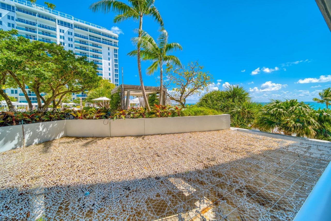 2301 Collins Ave, Unit 311, Miami Beach, FL 33139 Photo
