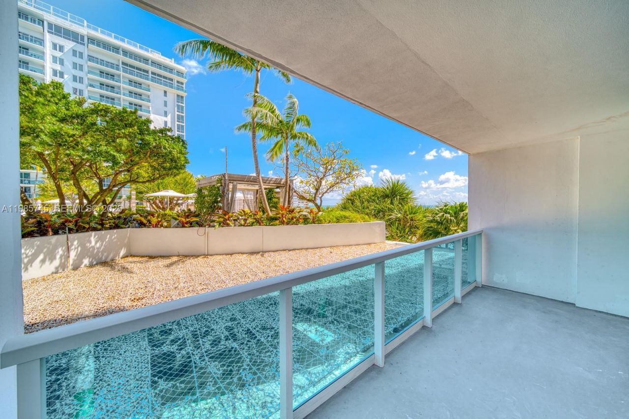 2301 Collins Ave , Unit 311, Miami Beach, FL 33139 Photo