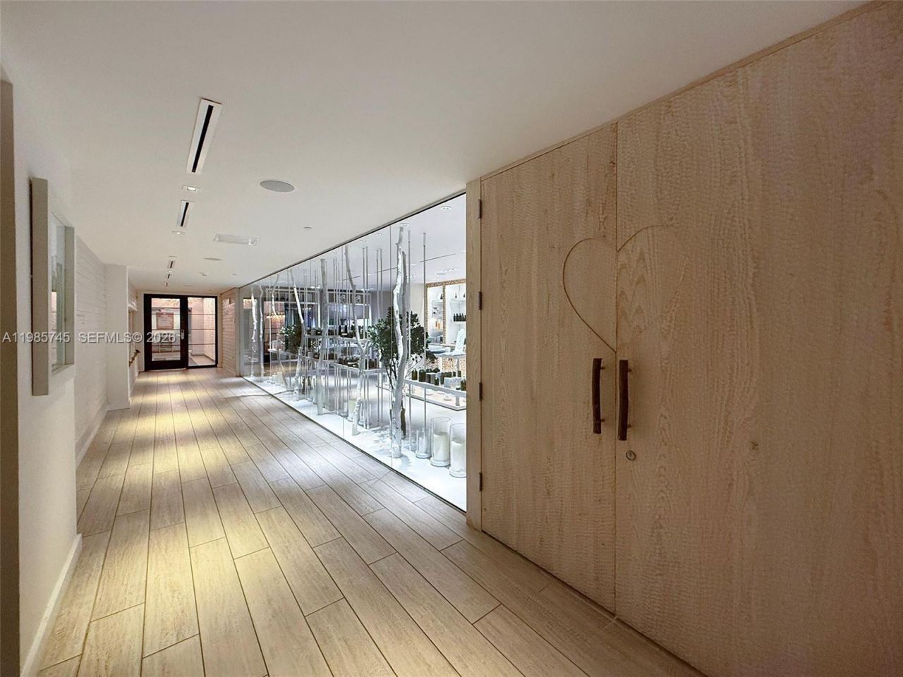 2301 Collins Ave , Unit 311, Miami Beach, FL 33139 Photo